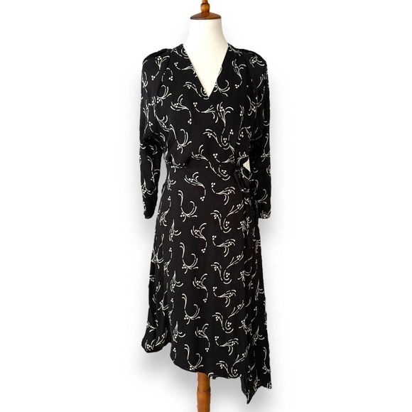 Joie Black 3/4 Sleeve Surplice V Neck Silk Asymmetric Wrap Dress Size Small - Picture 1 of 10